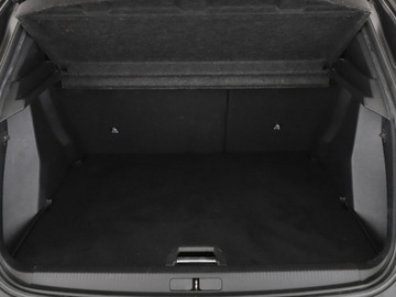 Peugeot 2008 II SUV 1.2 PureTech 130KM 2020 Peugeot 2008 full LED virtual cocopit półskóra, zdjęcie 19