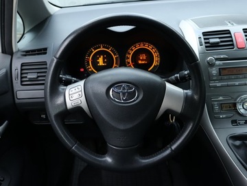 Toyota Auris I Hatchback 1.4 D-4D 90KM 2009 Toyota Auris 1.4 D-4D, Klima, Klimatronic, zdjęcie 16