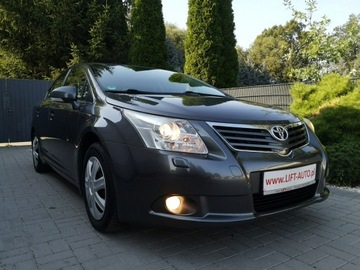 Toyota Avensis III Sedan 1.8 Valvematic 147KM 2011 Toyota Avensis 1.8 16v 147KM Klimatronic Tempomat, zdjęcie 2