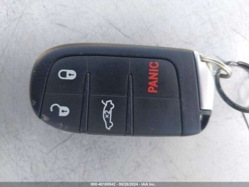 Dodge Challenger III 2016 Dodge Challenger Scat Pack 2016 6.4l 6.4 Benzyna 485KM, zdjęcie 12