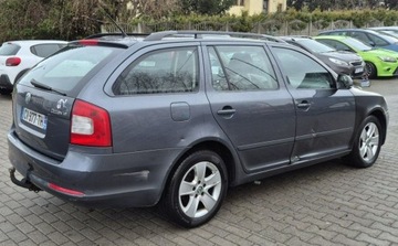 Skoda Octavia II Kombi 1.6 TDI CR DPF 105KM 2011 Skoda Octavia lifting 1.6 TDI 105KM 4x4 Klimatronic 6 biegow Alufelgi 1.6, zdjęcie 4