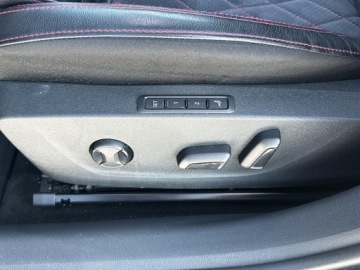 Skoda Octavia IV Liftback 2.0 TDI SCR 200KM 2021 Skoda Octavia VRS 2.0TDI 200KM 4x4 Full Led Matrix, zdjęcie 34