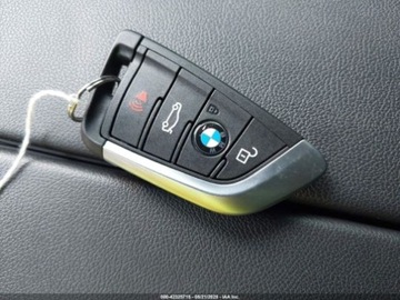 BMW Seria 5 G90-91 2023 BMW Seria 5 I 2023, od ubezpieczalni 3.0 Benzyna 335KM, zdjęcie 10