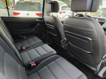 Volkswagen Touran III 1.5 TSI EVO 150KM 2023 Volkswagen Touran Comfortline 1.5 TSI 150KM DSG Sa, zdjęcie 22