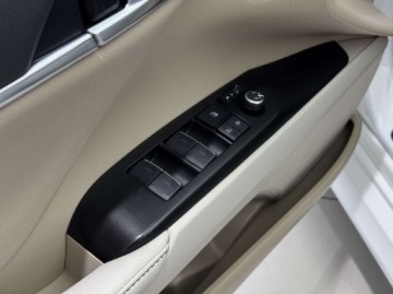 Toyota Camry IX Sedan 2.5 Hybrid Dynamic Force 218KM 2022 Toyota Camry Comfort Kamera cofania Ele. Fotele CarPlayAndroid Auto LED, zdjęcie 18