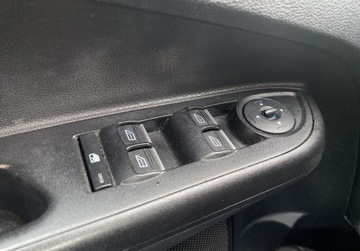 Ford B-MAX 1.0 EcoBoost 100KM 2015 Ford B-MAX 1.0 EcoBoost Trend Toyota Mikolajczak Leszno Benzyna 100KM, zdjęcie 25