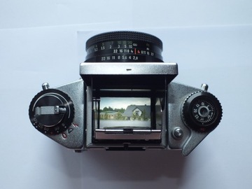 EXA 1b + Tessar 50 мм 1:2,8 Carl Zeiss Jena Pack.