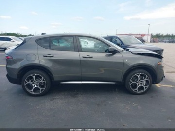 Alfa Romeo 2024 Alfa Romeo Tonale TI EAWD 2024 1.3l 1.3 Hybryda 180KM, zdjęcie 6