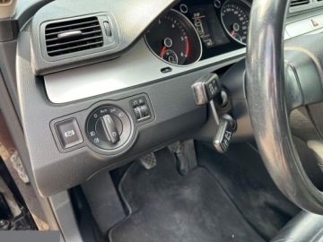 Volkswagen Passat B6 Variant 2.0 TDI-CR DPF 140KM 2009 Volkswagen Passat 2.0 TDI DPF Comfortline 140KM 2009r, zdjęcie 16