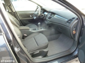 Renault Laguna III Hatchback 2.0 16v 140KM 2009 Renault Laguna Renault Laguna III NAVI PL Klimatronik Tempomat Parktronik, zdjęcie 21