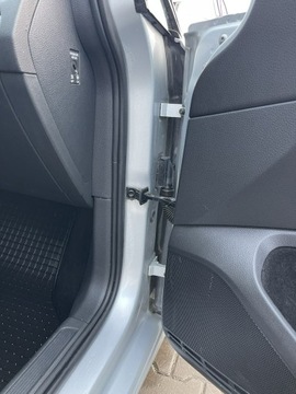 Volkswagen Golf VII Variant Facelifting 1.6 TDI-CR DPF BMT 115KM 2020 Volkswagen Golf Klimatronik Czujniki parkowania, zdjęcie 6