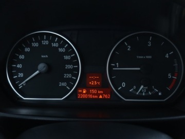 BMW Seria 1 E81/E87 Hatchback 5d E87 2.0 118d 122KM 2007 BMW 1 118d, Xenon, Klima, Klimatronic, Tempomat, zdjęcie 10