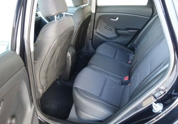 Hyundai i30 II Hatchback 5d 1.6 GDI 135KM 2015 Hyundai i30 1.6B 135KM Grzana kierownica i, zdjęcie 15