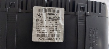 BMW 1 E87 2.0B PŘÍSTROJOVÁ DESKA BUDÍKY 9122587