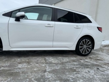 Toyota Corolla XII 2022 Toyota Corolla 1.8 Hybrid Active Niski przebieg LED FV23 BEZWYPADKOWY, zdjęcie 14