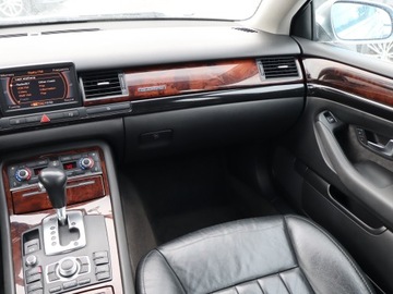 Audi A8 D3 2006 Audi A8 4.2 TDI, 321 KM, 4X4, Automat, Xenon, zdjęcie 7