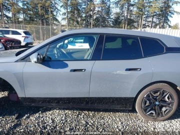BMW iX 2024 BMW iX xDrive50 2024 Elektryczny 516KM, zdjęcie 2