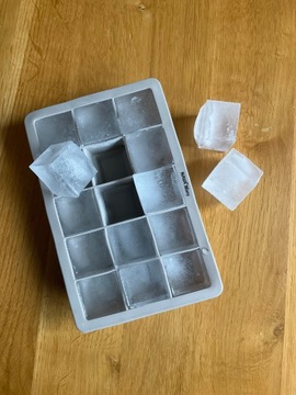 СИЛИКОНОВАЯ форма для больших кубиков льда CUBICAL Mold 3см FLEXIBLE HIT