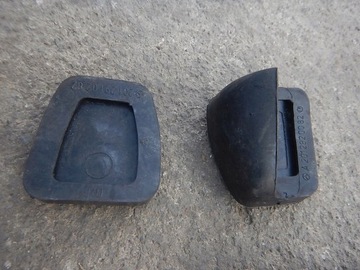 MERCEDES W124 НАКЛАДКА ПЕДАЛИ, РЕЗИНОВАЯ, газ