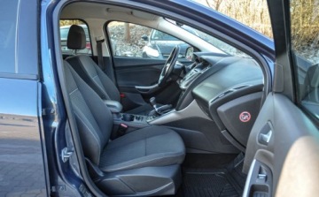 Ford Focus III Kombi 1.0 EcoBoost 125KM 2013 Ford Focus SW 2013 r. Benzyna 125KM, zdjęcie 10