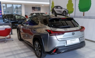 Lexus UX 2025 Lexus UX Lexus UX300H F-Sport Hybrid Dynamic Force 2.0 Hybryda 152KM, zdjęcie 3