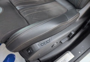 Peugeot 5008 II Crossover Facelifting 1.5 BlueHDi 130KM 2023 Peugeot 5008 1.5 BlueHDi GT SS EAT8 SalonPL FVat Od Reki Bogata Opcja 1.5, zdjęcie 27