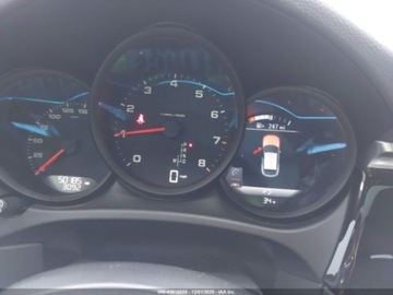 Porsche Macan 2021 Porsche Macan 2021 2.0L 2.0 Benzyna 248KM, zdjęcie 10