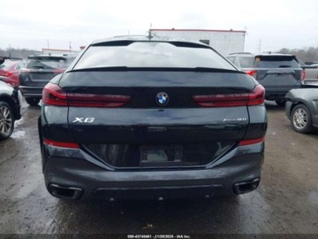 BMW X6 G06 2022 BMW X6 xDrive40i 2022 3.0 Benzyna 335KM, zdjęcie 4