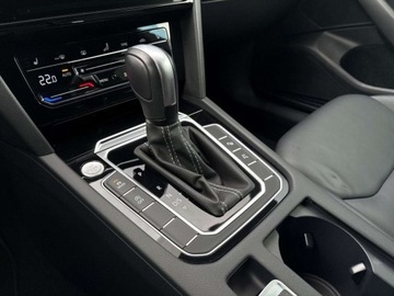 Volkswagen Arteon Fastback Facelifting 2.0 TDI 200KM 2023 Volkswagen Arteon Shooting Brake TDI 4Motion 200KM R-Line Webasto Panora, zdjęcie 16
