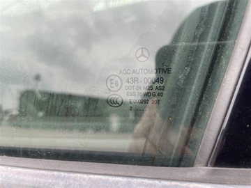 DVEŘE LEVÝ PŘEDNÍ + ZADNÍ 650 MERCEDES W176 AMG LINE A250 12-