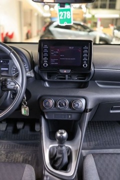 Toyota 2022 Toyota Yaris 1.5 Comfort 1.5 Benzyna 125KM, zdjęcie 13