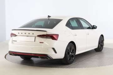 Skoda Octavia IV RS Liftback 2.0 TSI 245KM 2022 Skoda Octavia RS 2.0 TSI, Salon Polska, zdjęcie 4