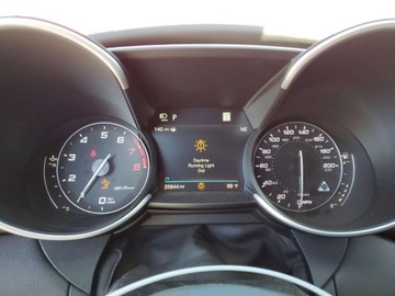 Alfa Romeo Giulia II 2022 Alfa Romeo Giulia Quadrifoglio 2022 2.9l 2.9 Benzyna 505KM, zdjęcie 9