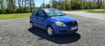 Skoda Fabia II Hatchback 1.4 TDI 80KM 2008 Škoda Fabia Skoda Fabia Bardzo ekonomiczne, zdjęcie 2