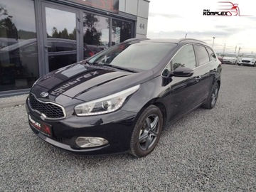 Kia Ceed II Kombi 1.6 CRDi 128KM 2014 Kia Ceed 1.6 CRDI 128KM Automat Xenon Navi Kamera Cofania 1.6 Diesel 128KM, zdjęcie 1