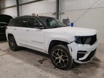 Jeep Grand Cherokee IV 2022 Jeep Grand Cherokee Summit 2022 3.6l 3.6 Benzyna 293KM, zdjęcie 4