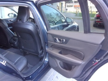 Volvo V60 II  2019 VOLVO V60-T6 Salon PL, zdjęcie 32