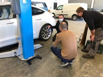 ГЕОМЕТРИЯ КОЛЕС WIFI 8 ДАТЧИКОВ КОМПАКТНЫЙ НАБОР БЕЗ ПК