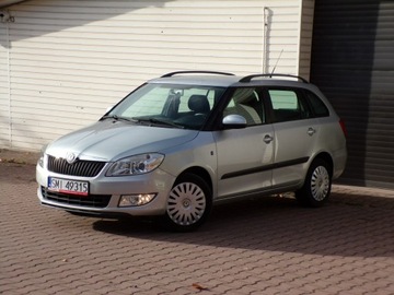Skoda Fabia II Kombi 1.2 70KM 2010 Škoda Fabia Skoda Fabia Lift /Klimatic /1,2 /MPI, zdjęcie 4