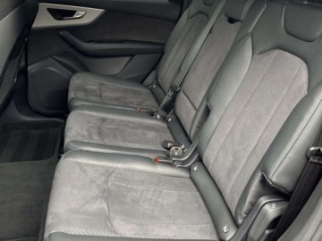 Audi Q8 SQ8 4.0 TFSI 507KM 2026 AUDI Q8 / E-Tron SQ8 TFSI quattro Suv 4.0 (503KM) 2026, zdjęcie 17