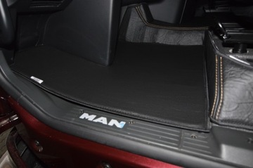 Dywaniki PRESTIGE LINE Man TGX od 2020 2 szuflady