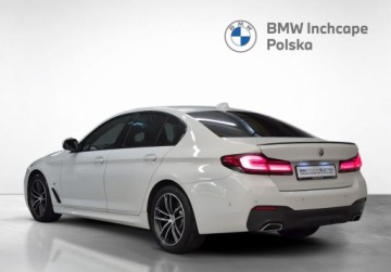 BMW Seria 5 G30-G31 Limuzyna Facelifting 2.0 518d 150KM 2022 BMW Seria 5 Salon Polska l M-Pakiet l Shadow Line l VAT23 2.0 Diesel 150KM, zdjęcie 2