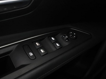 Peugeot 3008 II Crossover 1.5 BlueHDI 130KM 2020 Peugeot 3008 1.5 HDi Automat Allure Nawigacja, zdjęcie 37