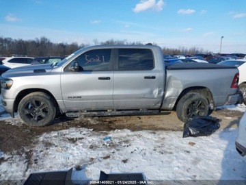  RAM 1500 2023r., Big Horn, od ubezpieczalni 5.7 Benzyna 395KM, zdjęcie 3