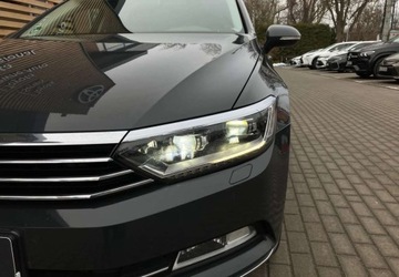 Volkswagen Passat B8 Variant 1.8 TSI BlueMotion Technology 180KM 2015 Volkswagen Passat Variant Volkswagen Passat Variant 1.8 TSI BMT Highline D, zdjęcie 14