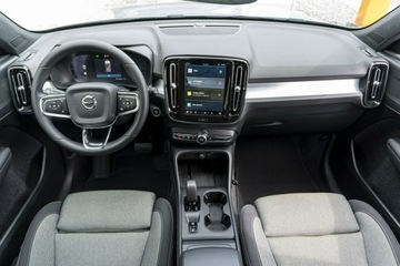 Volvo XC40 Crossover Facelifting 2.0 B4 197KM 2024 Volvo XC 40 B4 197KM FV23%, zdjęcie 14
