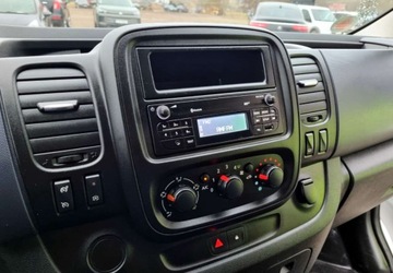 Opel Vivaro B Kombi Extra Long H1 2,9t 1.6 BiTurbo 125KM 2017 Opel Vivaro 1,6 Diesel 125km 6-Biegow Klima Serwis 9-osob 1.6 Diesel, zdjęcie 33