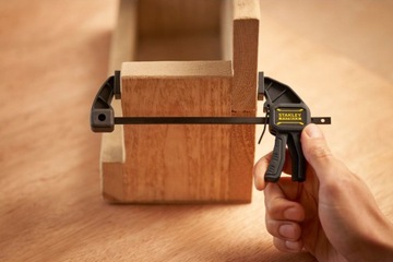 STANLEY Автоматический столярный зажим FMHT0-83231