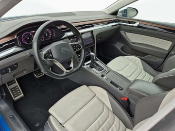 Volkswagen Arteon Fastback Facelifting 2.0 TDI 200KM 2021 Volkswagen Arteon Harmankardon Faktura VAT Panorama SKory hak Masaze, zdjęcie 12