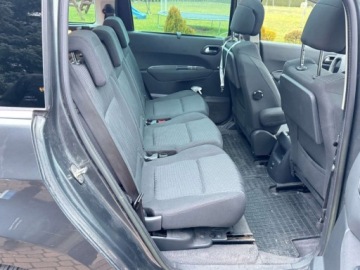 Peugeot 5008 I Minivan 1.6 HDi FAP 115KM 2013 Peugeot 5008 Style 1.6hdi 115KM 7-osob Sprawdz 1.6 Diesel 115KM, zdjęcie 6